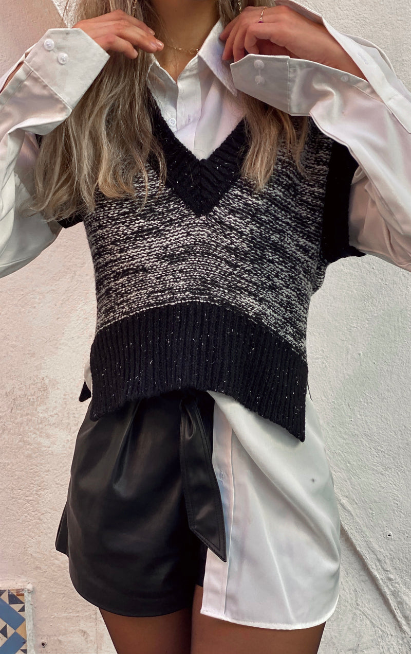 Aurea Knitted Cropped Vest - Black